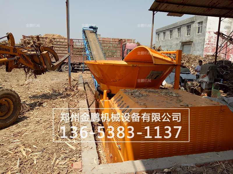 树根破碎现场