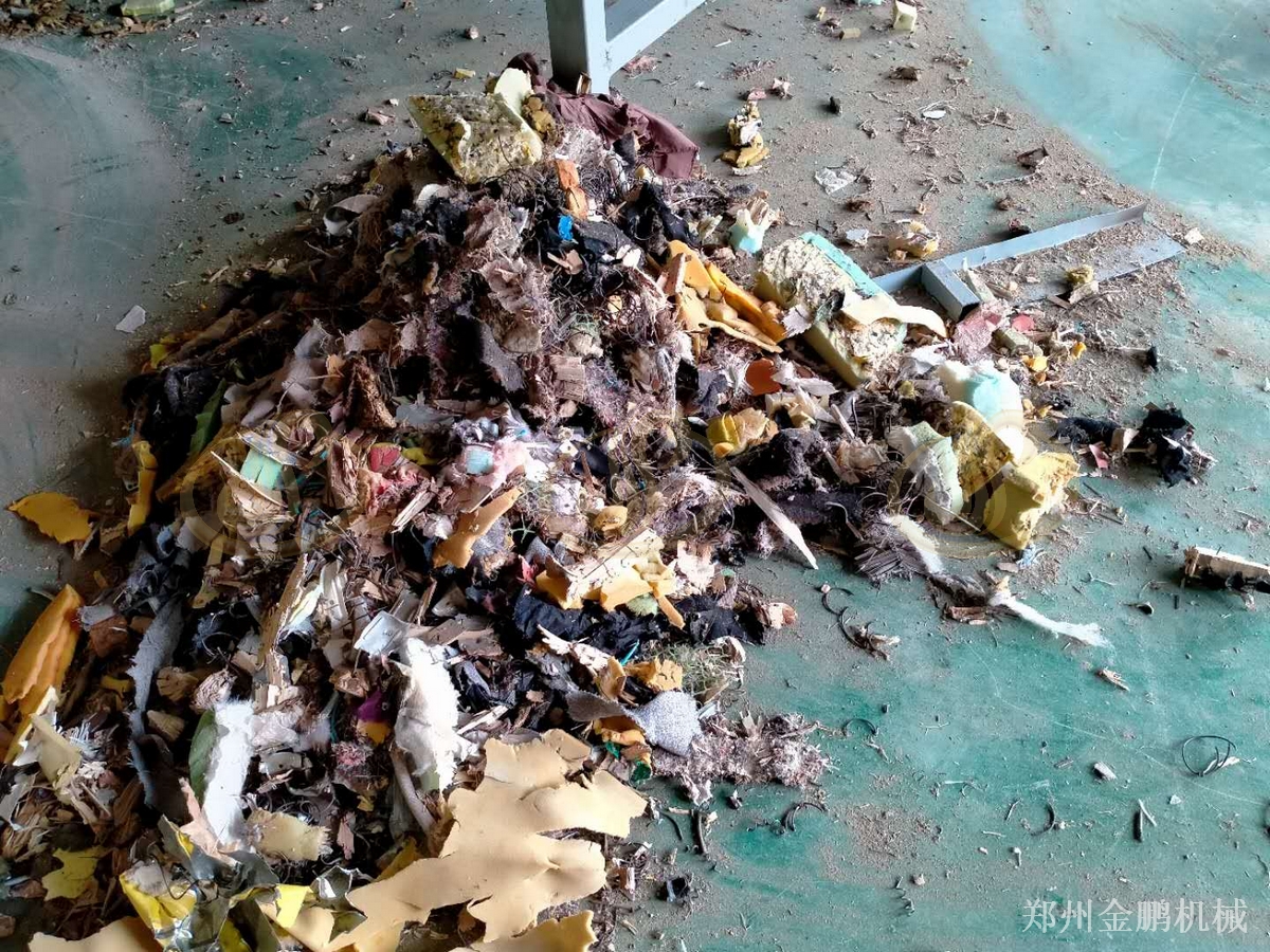郑州金鹏旧床垫撕碎机助力固废资源化预处理